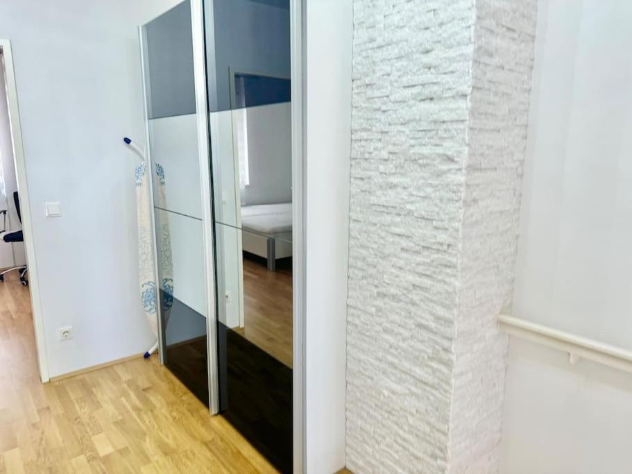 115 M2 Maisonette With Free Parking Apartment Wien